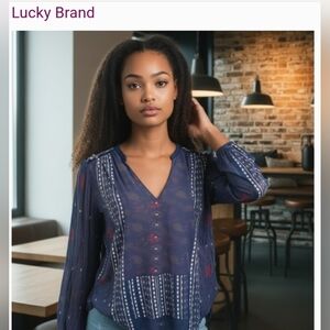 Lucky Brand Women's Blue and White Long Sleeve Top